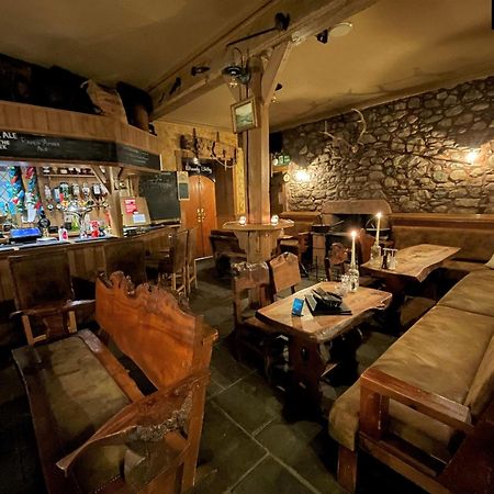 Glen Clova Hotel & Luxury Lodges Millton of Clova Экстерьер фото