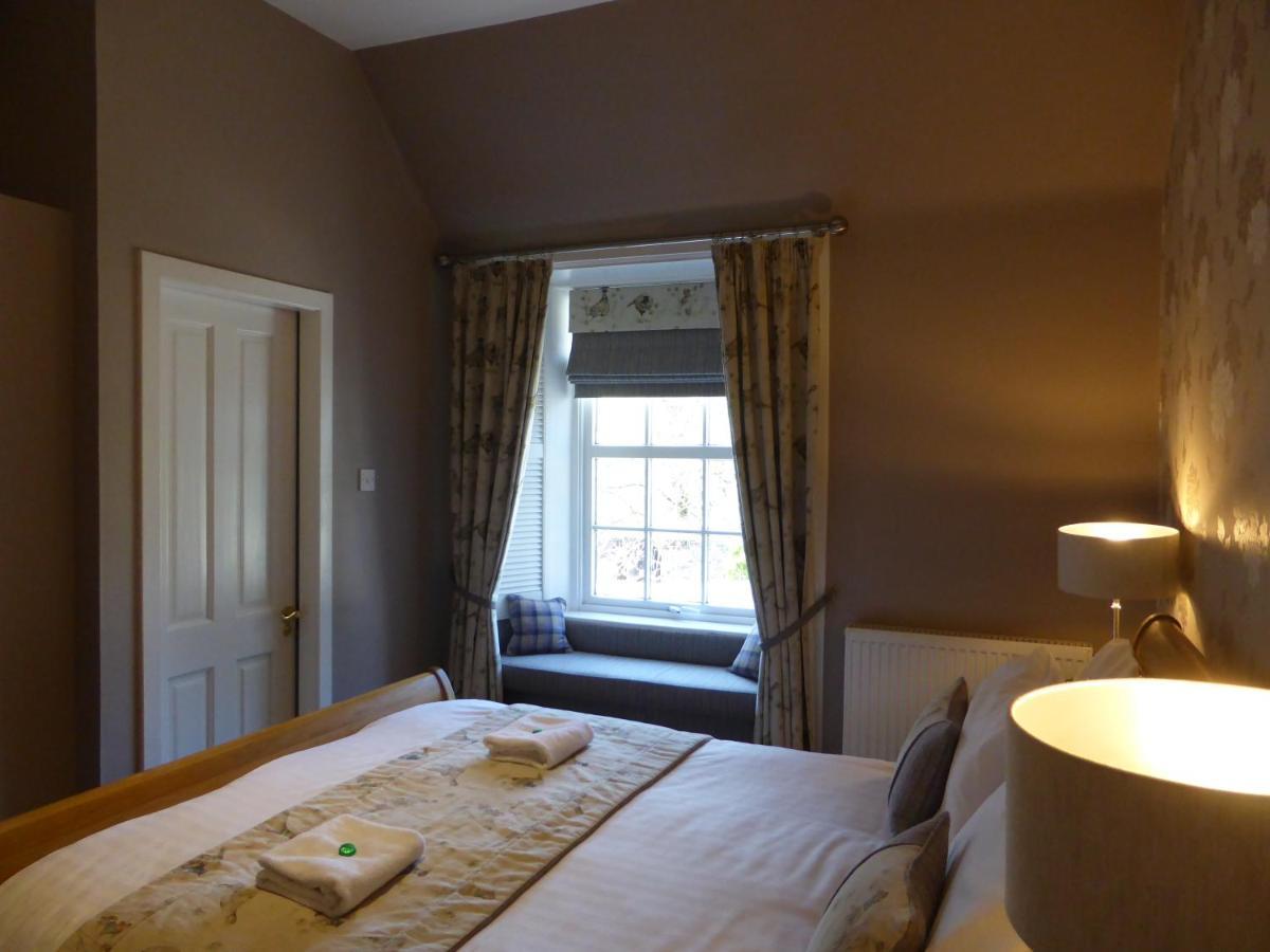 Glen Clova Hotel & Luxury Lodges Millton of Clova Экстерьер фото