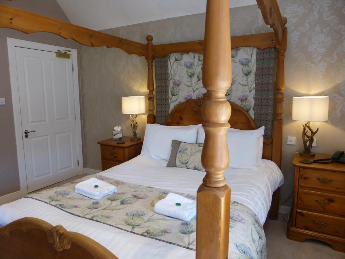 Glen Clova Hotel & Luxury Lodges Millton of Clova Экстерьер фото