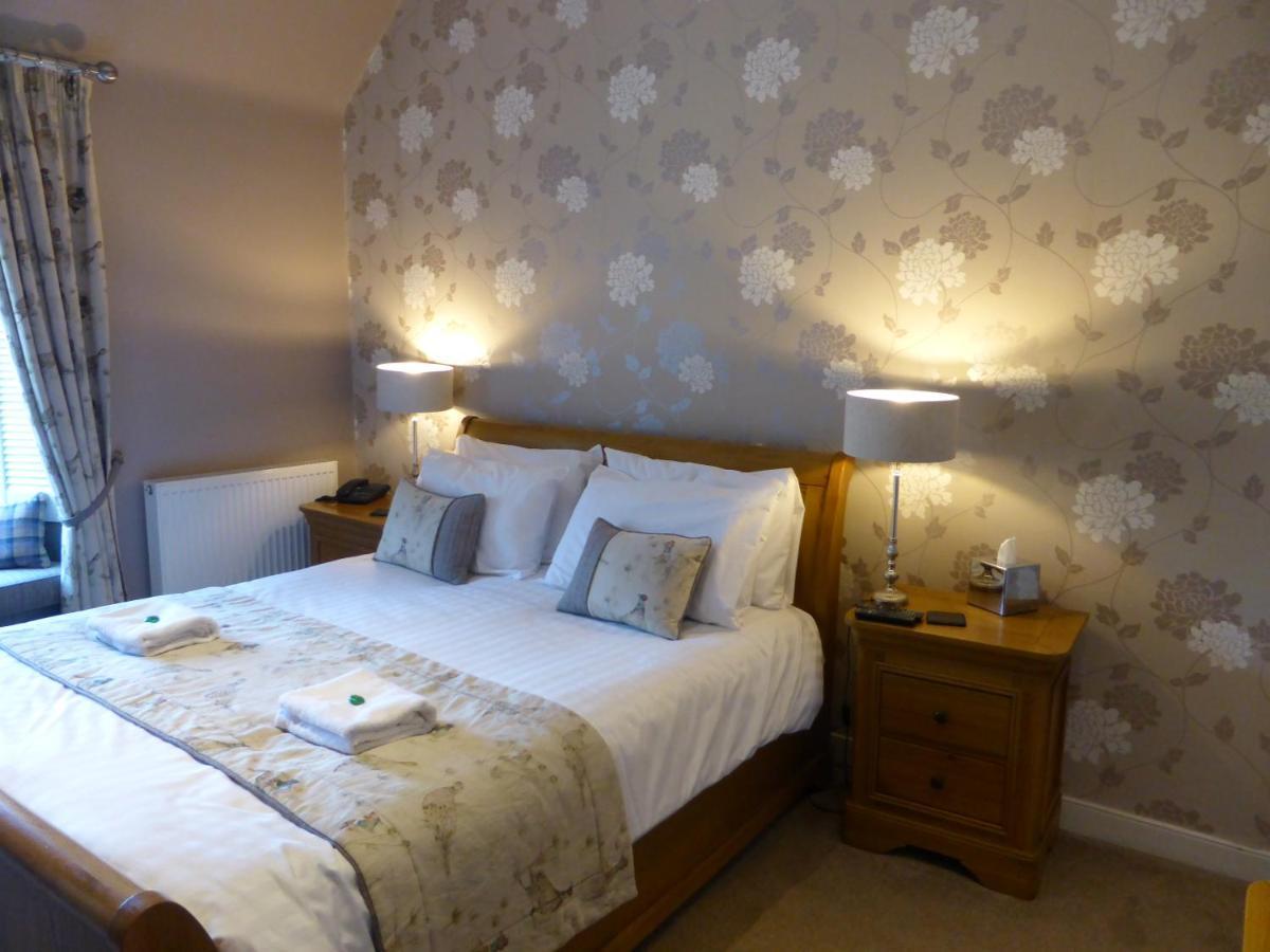 Glen Clova Hotel & Luxury Lodges Millton of Clova Экстерьер фото